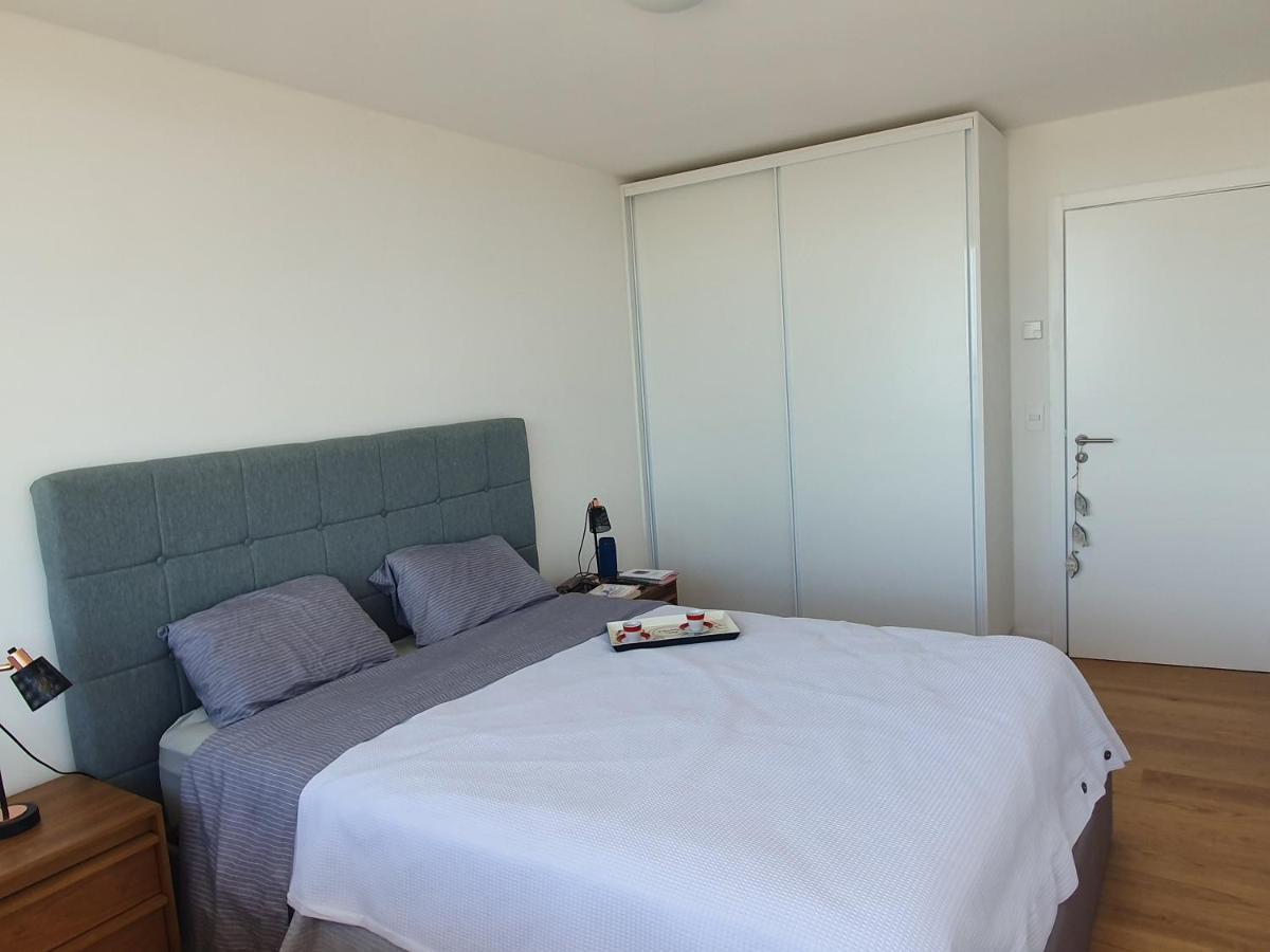 Modern Apartment First Line Beach Montevideo Uy Exteriör bild