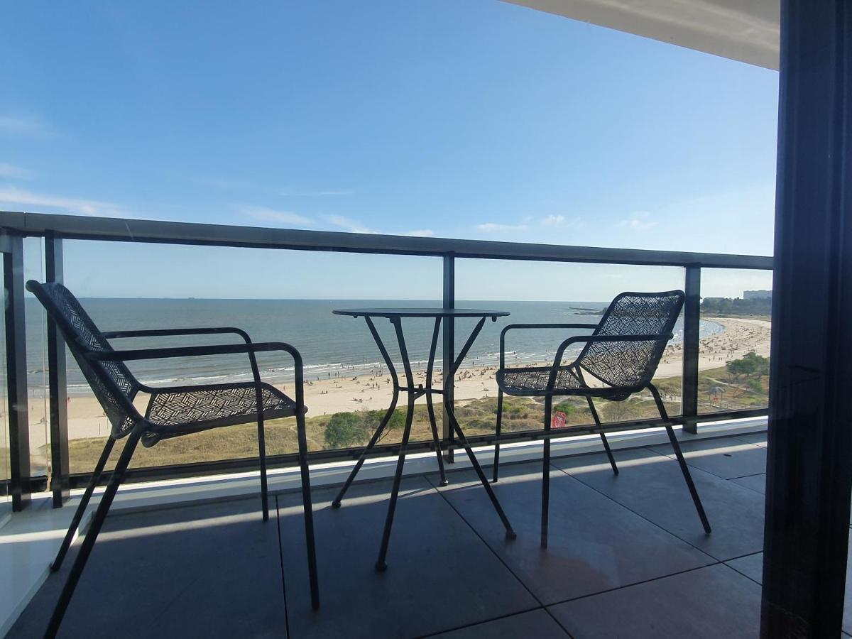 Modern Apartment First Line Beach Montevideo Uy Exteriör bild